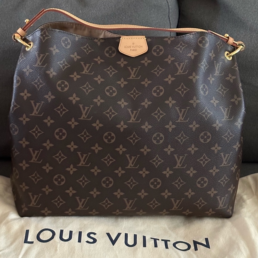 🆂🅾🅻🅳 Authentic Excellent Condition Graceful MM Monogram Canvas